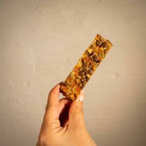 Barrita energética para perros, de pollo, fruta y verdura – snack natural y saludable